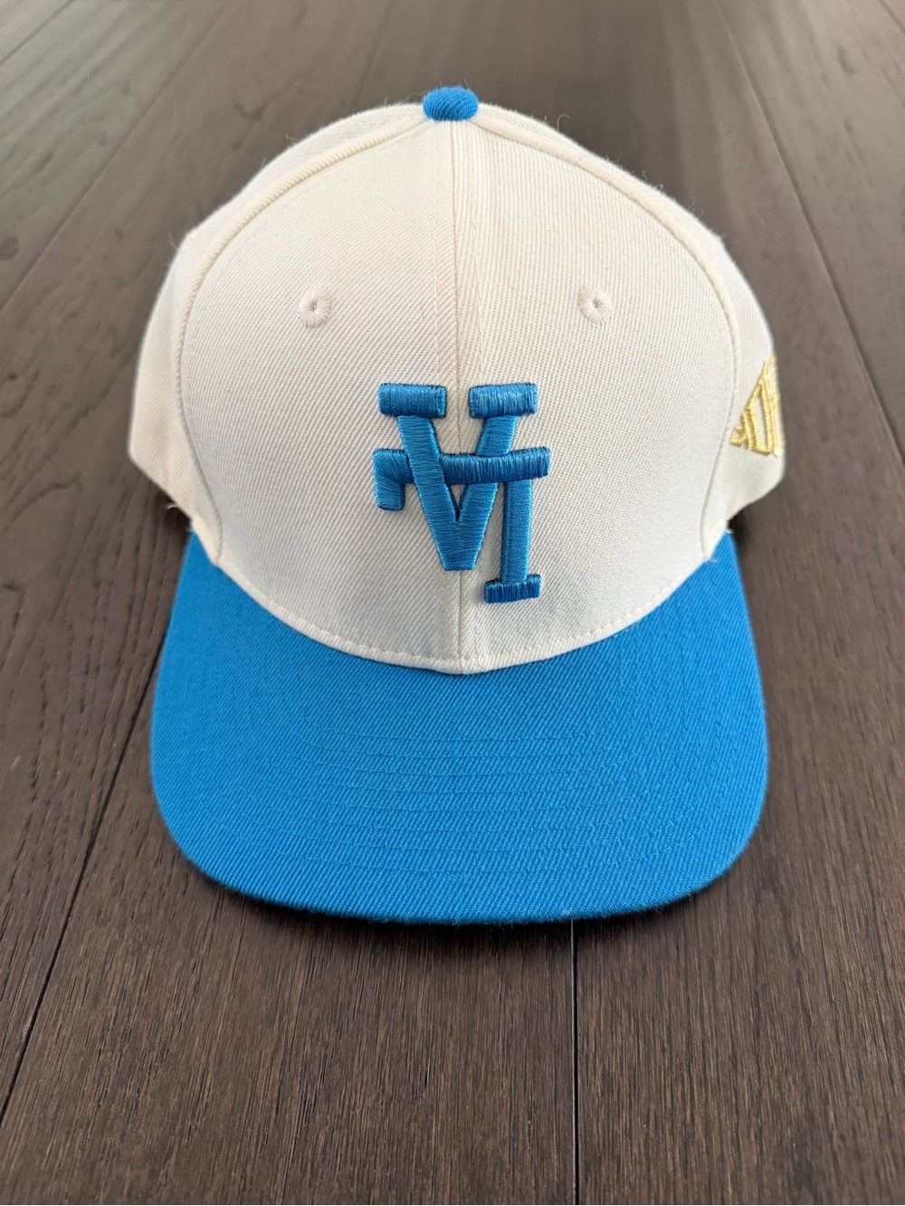 Kith Cream and Bright Blue Two-Tone Baseball Hat
